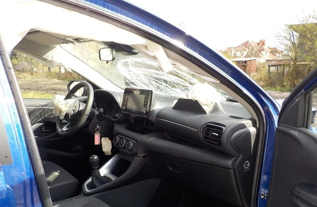 Toyota Yaris cena 36900 przebieg: 6052, rok produkcji 2023 z Gościno małe 497